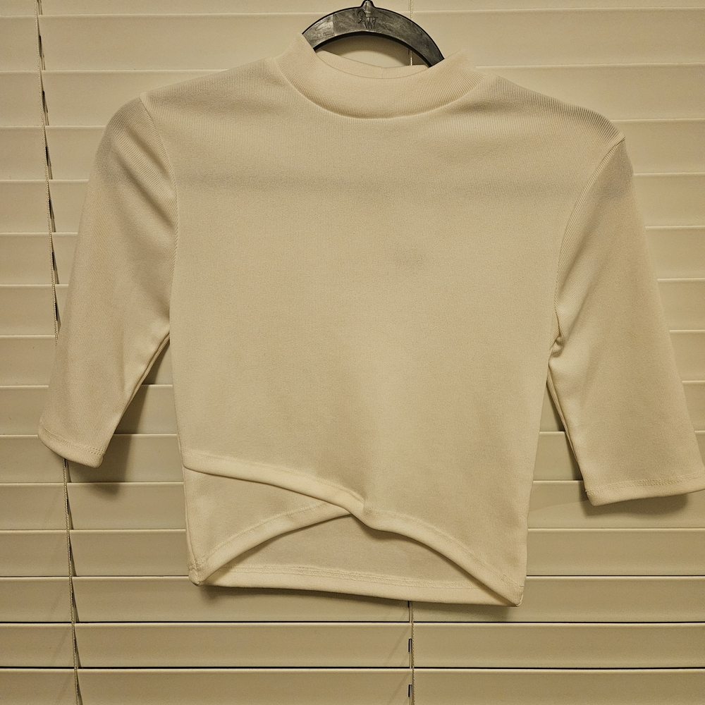Forever 21 Cream Twist Crop Top